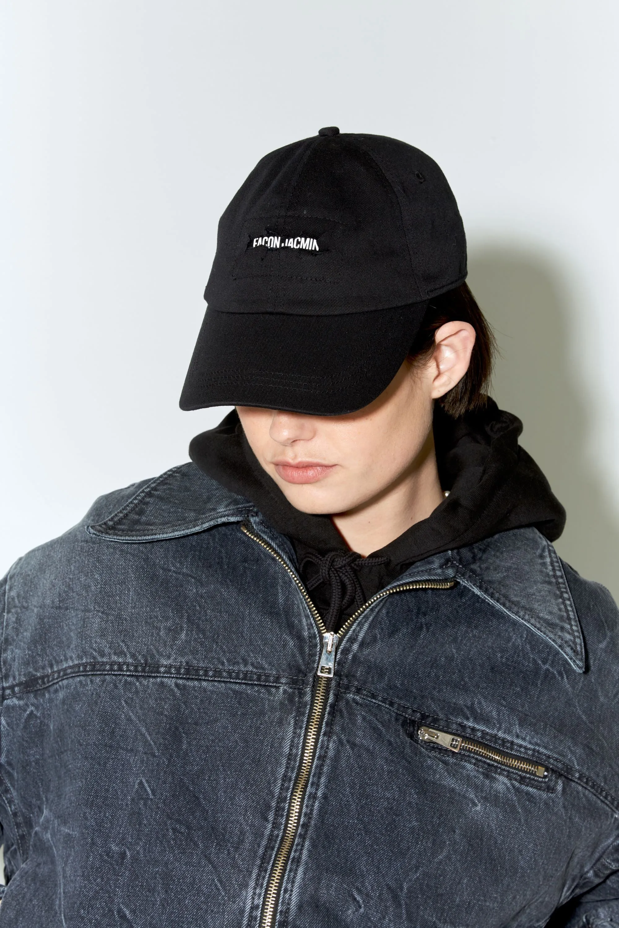 ADOR cap