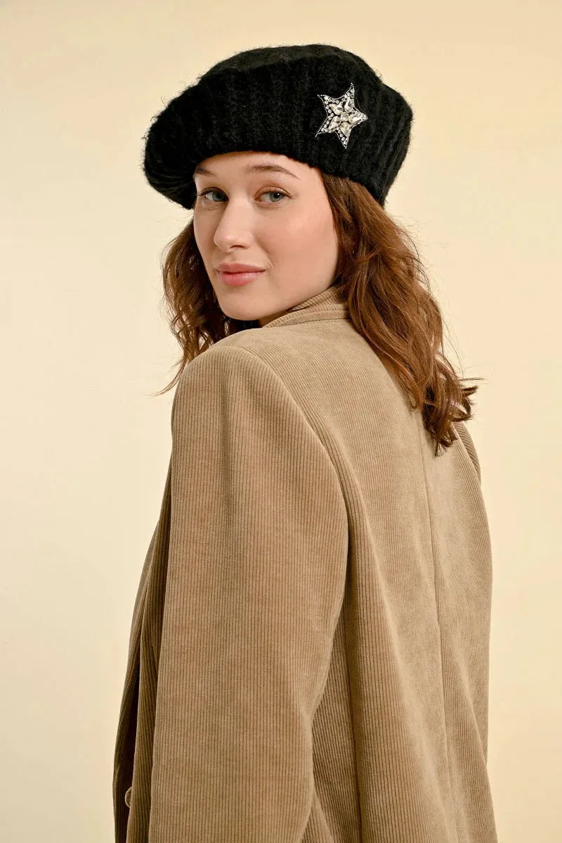 Beret with Star - Black