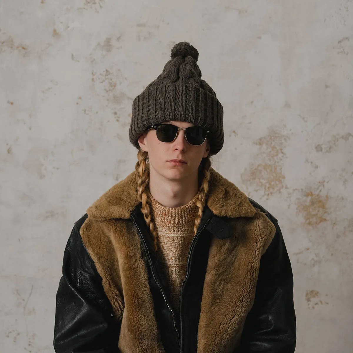 BIG CABLE KNIT CAP - Gray