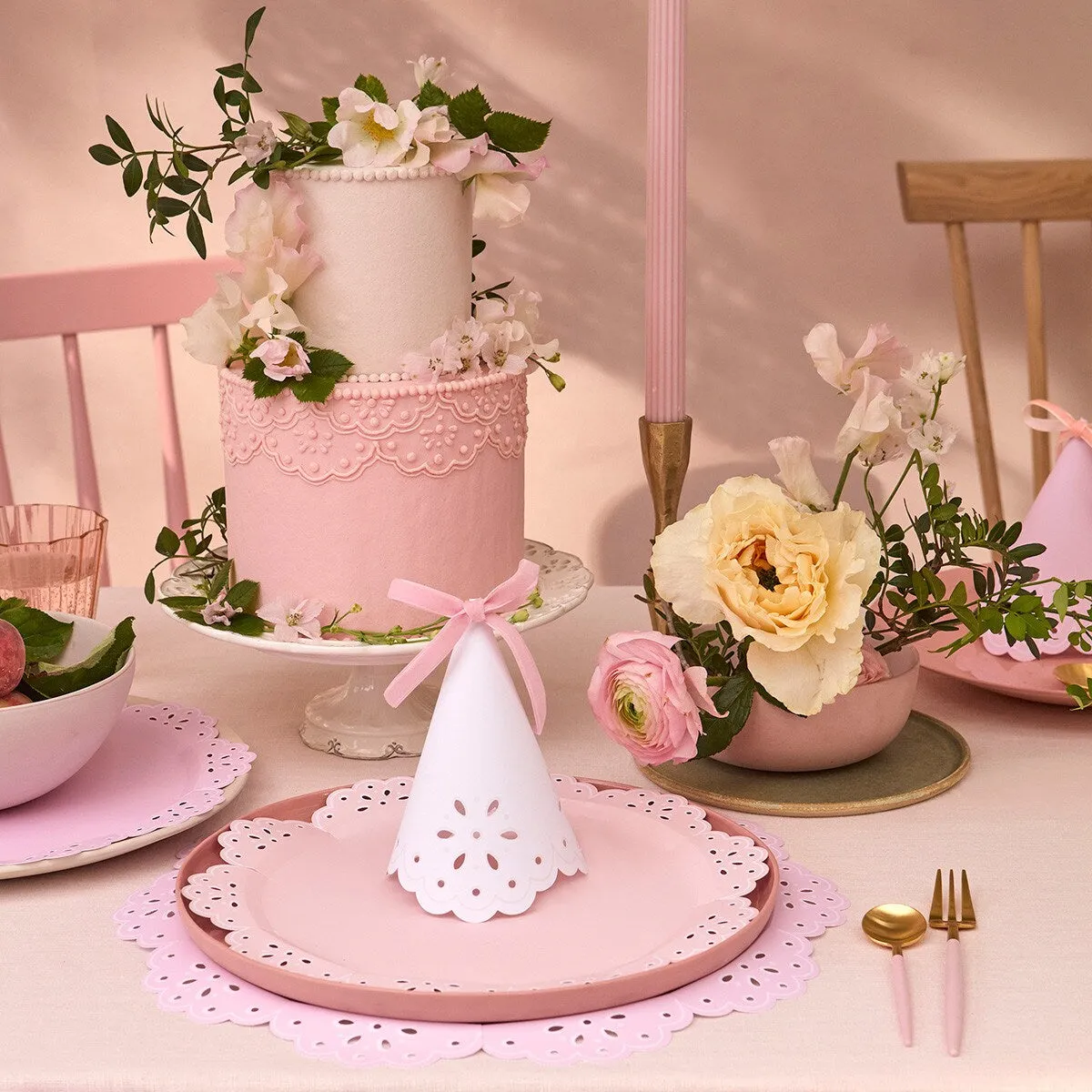 BRODERIE ANGLAISE LACE PARTY HATS