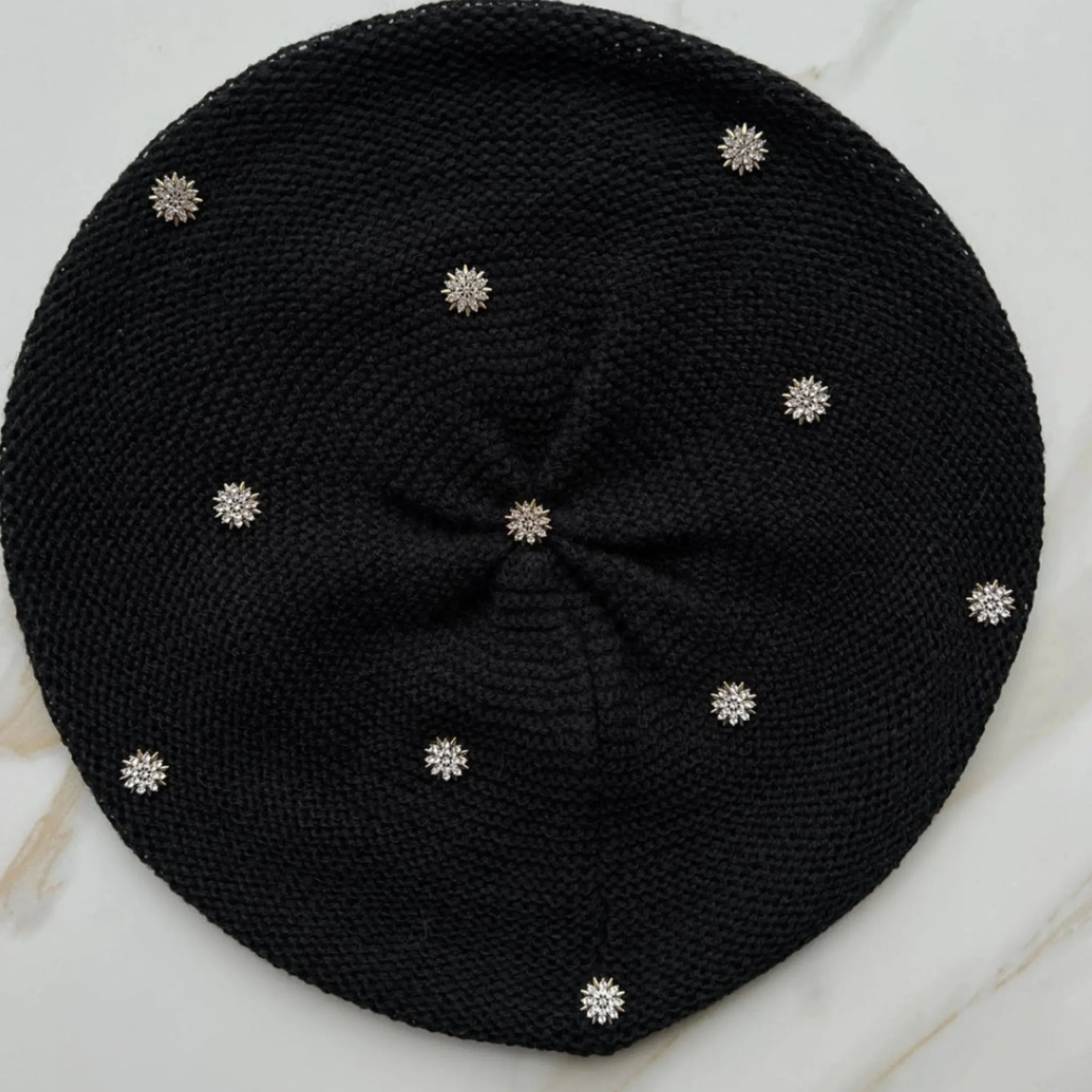 Elara Beret by Valeri