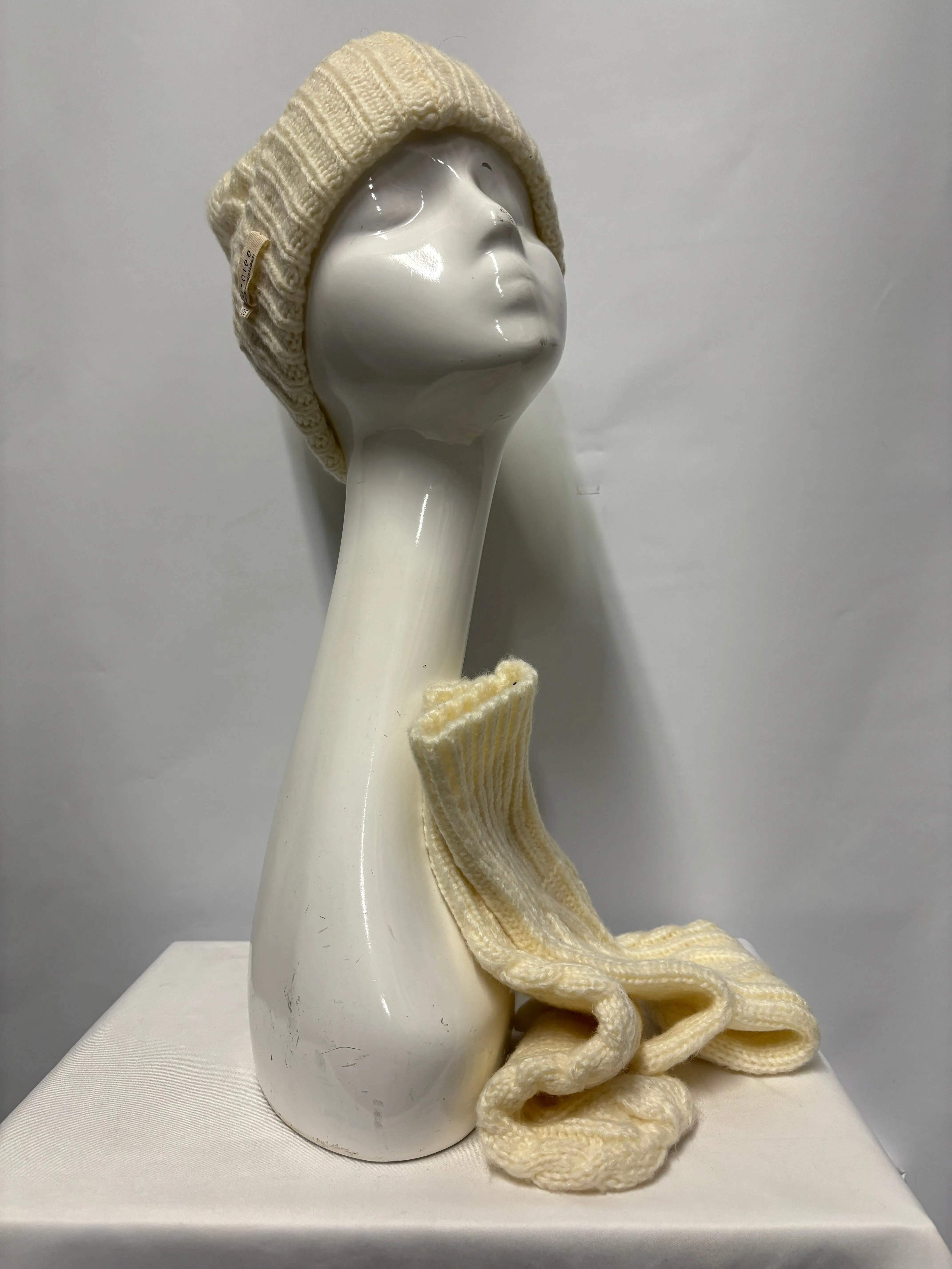 Lu.ciee Ivory Mohair Knitted Beanie Hat and Mittens OS NWOT