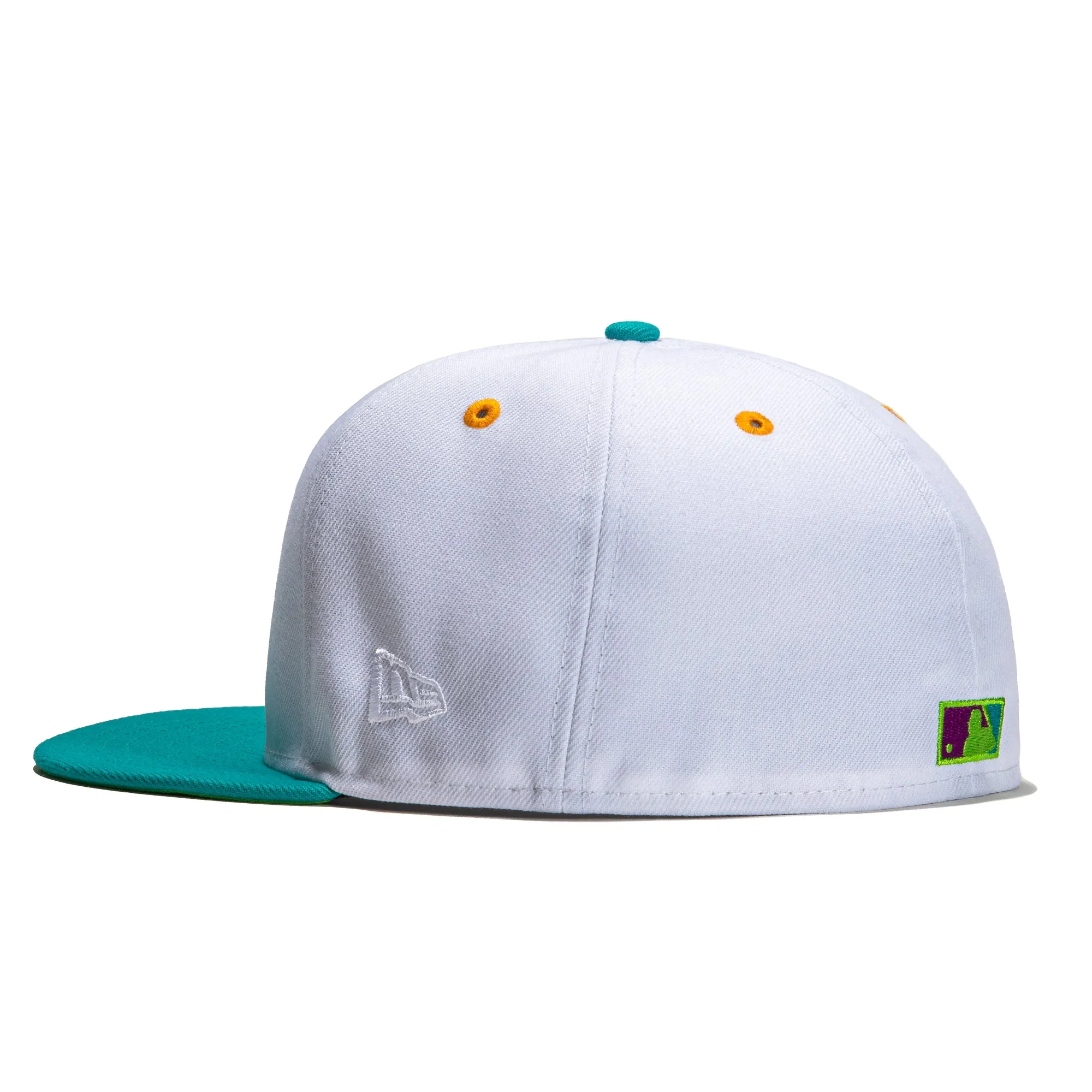 New Era  Dogtown Montreal Expos 25th Anniversary 59FIFTY Fitted Hat
