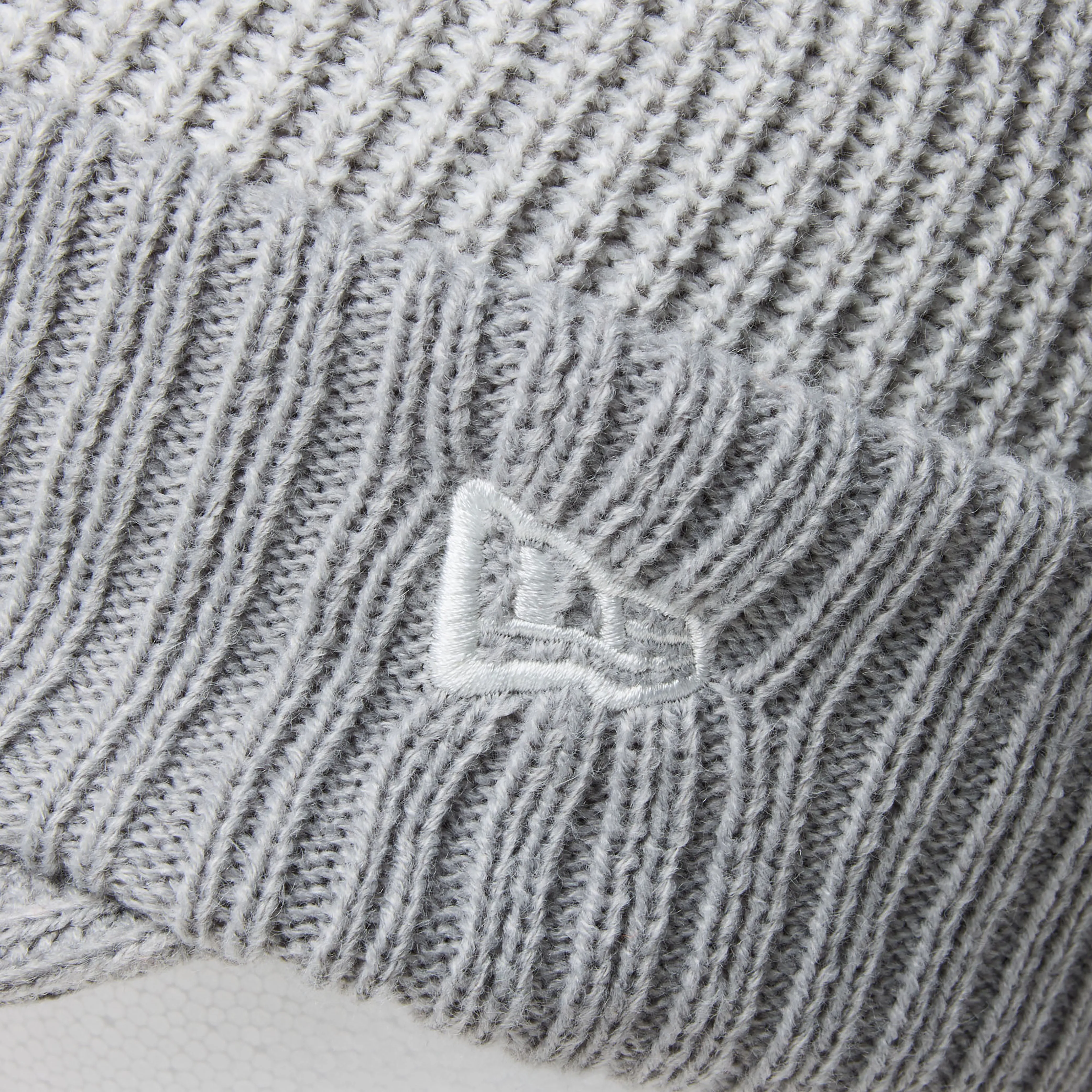 NEW ERA GOLF GRAY VISOR KNIT BEANIE