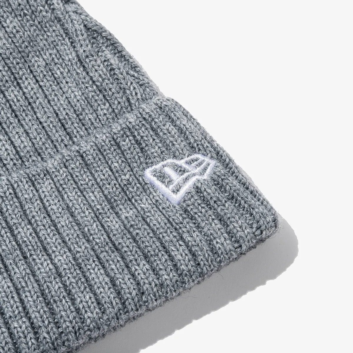NEW ERA MILITARY GRAY SHORT CUFF BEANIE