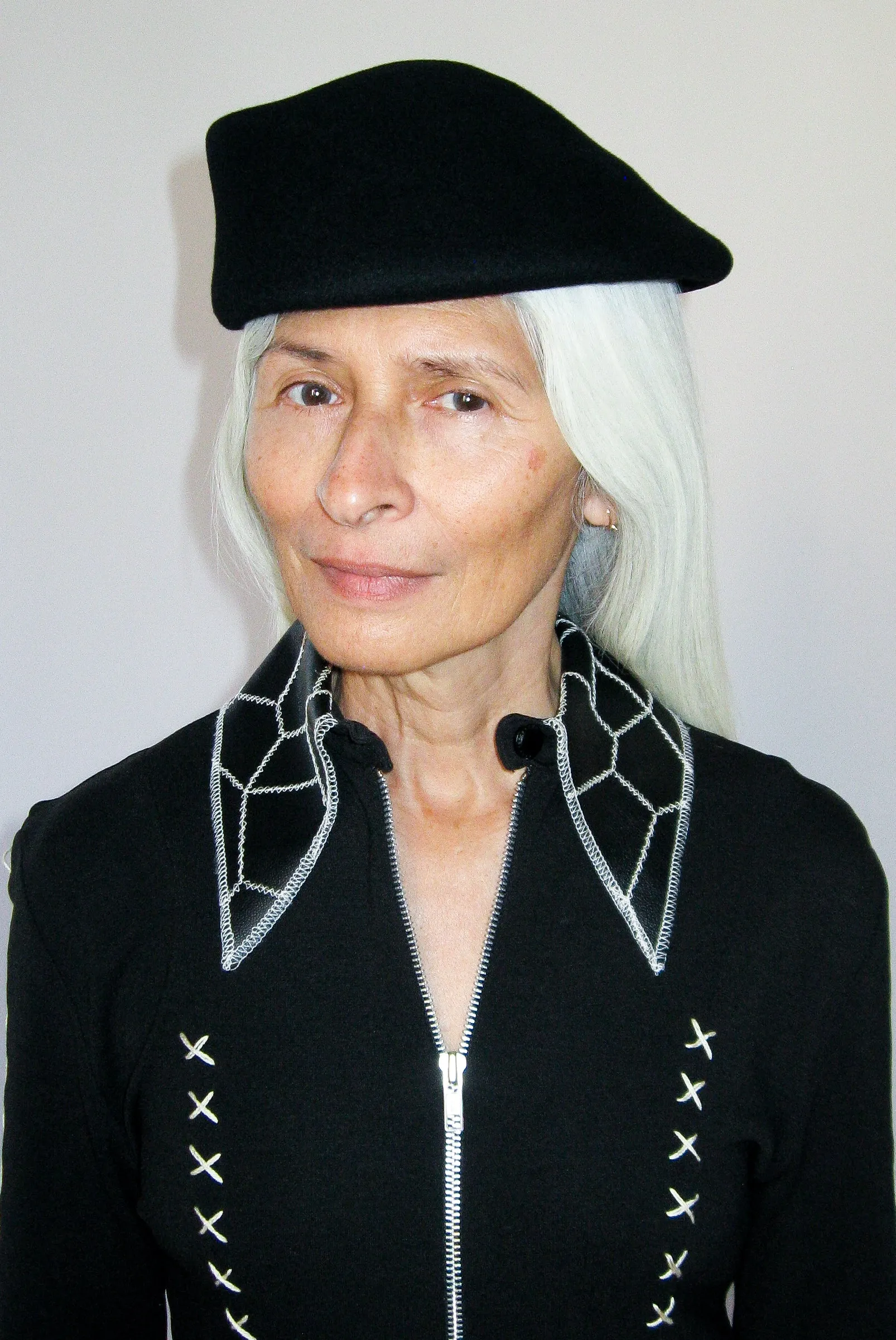 Sazy Beret in Black Wool