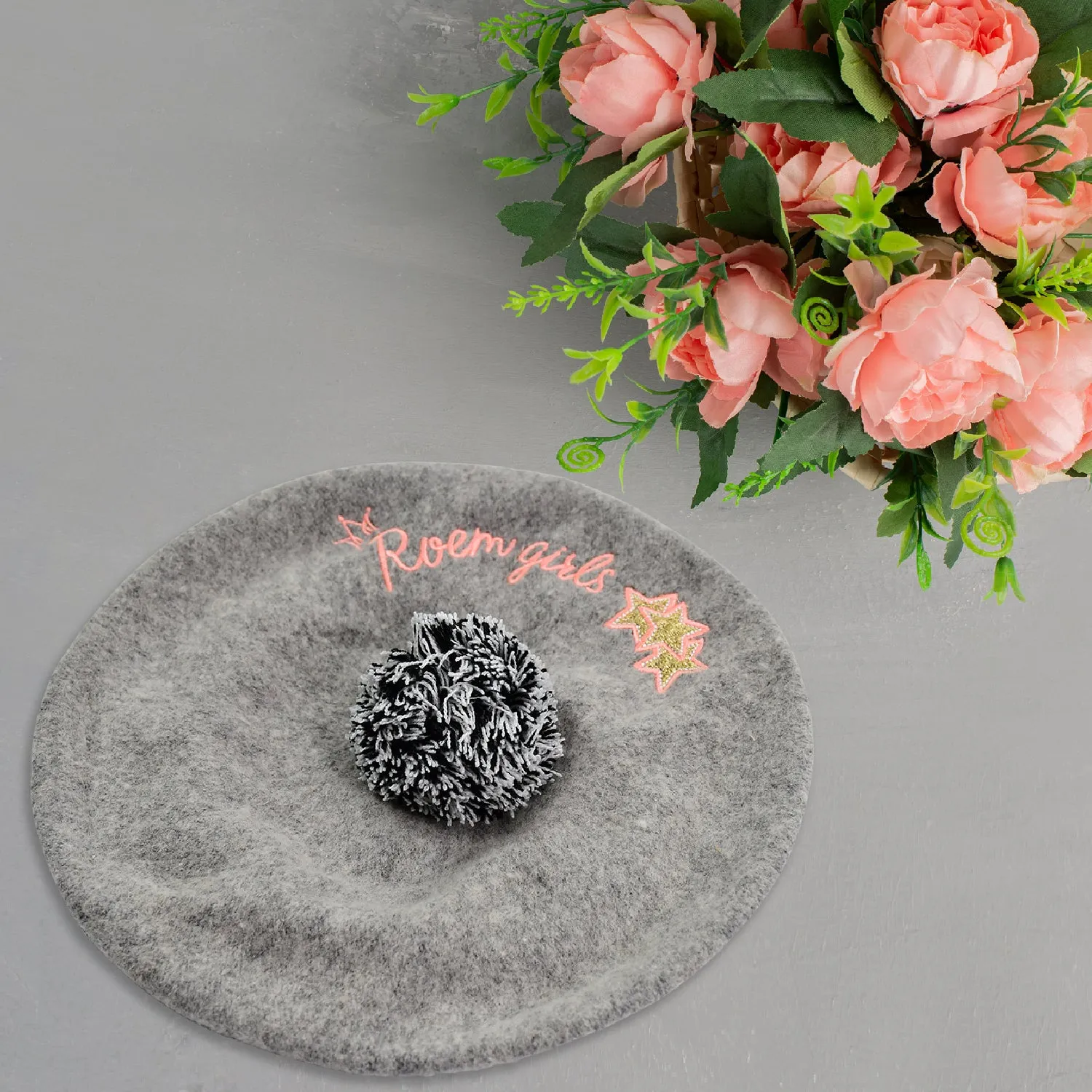 Unisex Winter Beret Hat (1pc)